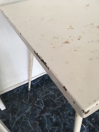 Mesa auxiliar vintage