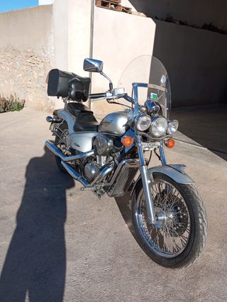 Honda Shadow VT600 Clásica