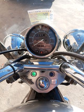 Honda Shadow VT600 Clásica