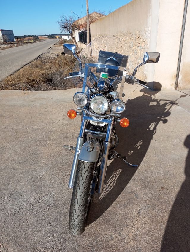 Honda Shadow VT600 Clásica