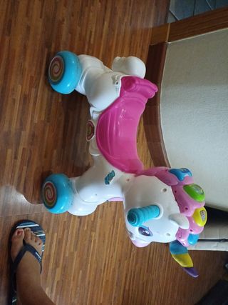 Corre pasillos unicornio