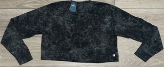 Camiseta crop Hollister NUEVA