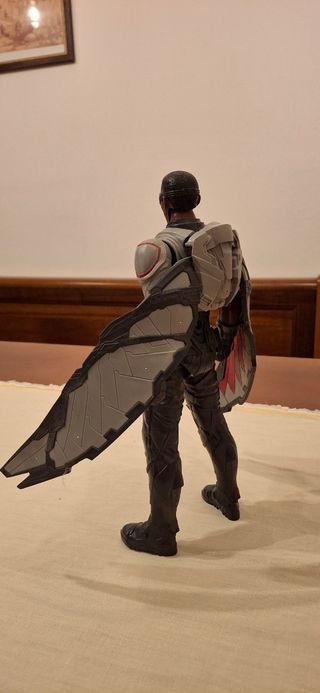 Giocattolo Marvel Falcon