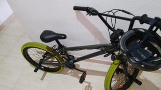 Bicicleta BMX WIPE 360°