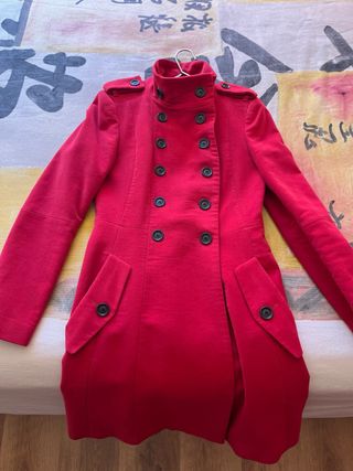 Abrigo corte militar rojo Mango