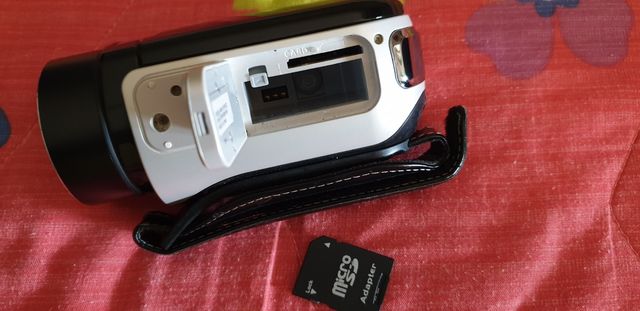 Telecamera Full HD Samsung HMX-H100P