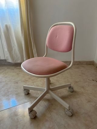 Silla escritorio rosa Ikea