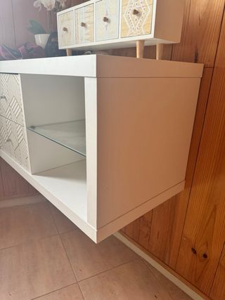 Mueble Kallax blanco. SIN ACCESORIOS