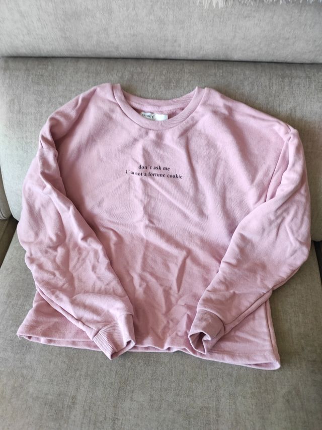Sudadera rosa. Pull&Bear. Talla M