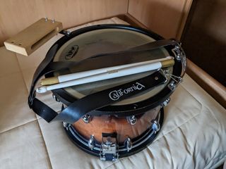 Tambor redoblante California