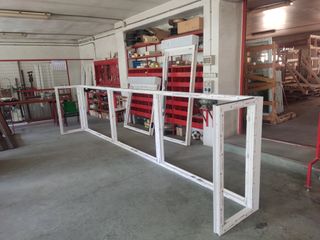 Cambio, renovación, suministro de ventanas.