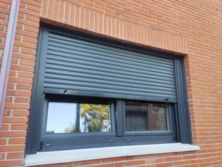 Cambio, renovación, suministro de ventanas.