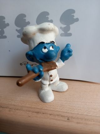 🇮🇹 puffo cuoco 🇪🇸 pitufo chef [segno cappello]