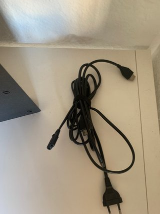 Play Station 4 slim