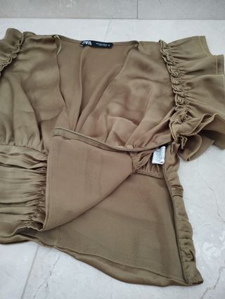 Blusa satinada 
