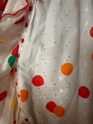 Vestido de sevillana niña con manton