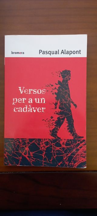Libro versos per a un cadaver