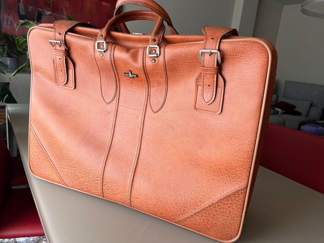 Maleta vintage de piel John Travel