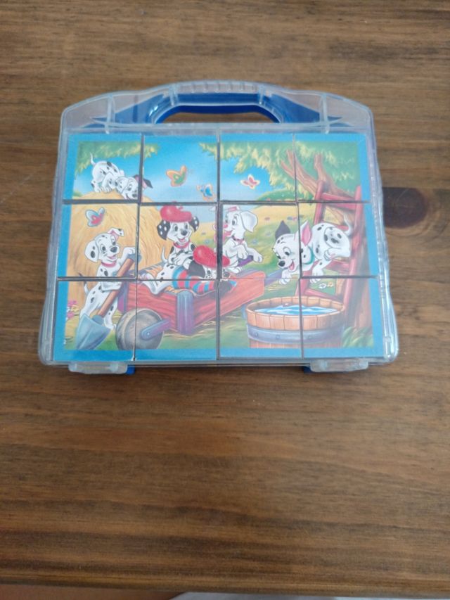 Puzzle clementoni 101dalmatas,bambi,el rey leon