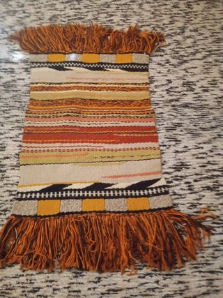 Alfombra de pura lana hecha amano