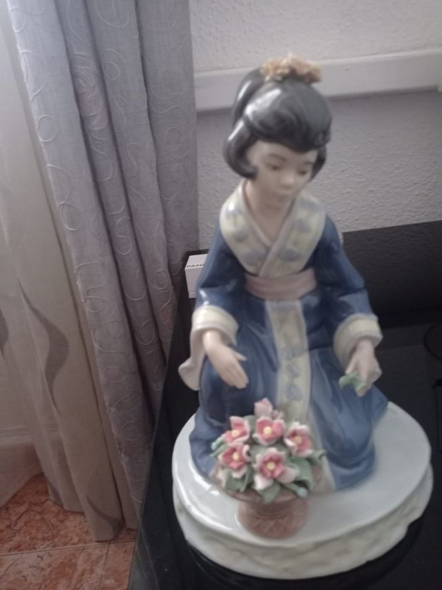 Geisha porcelana de Nadal