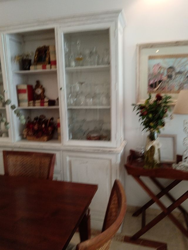 Vitrina comedor de madera