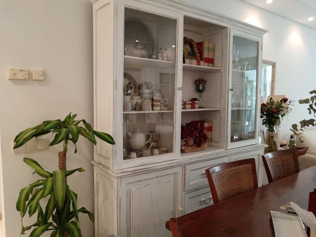 Vitrina comedor de madera