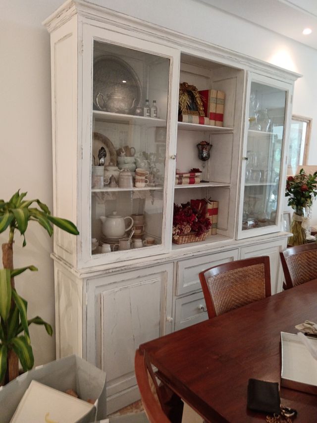 Vitrina comedor de madera