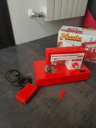 Juguete maquina de coser