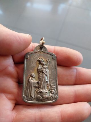 Antigua medalla del rosario perpetuo