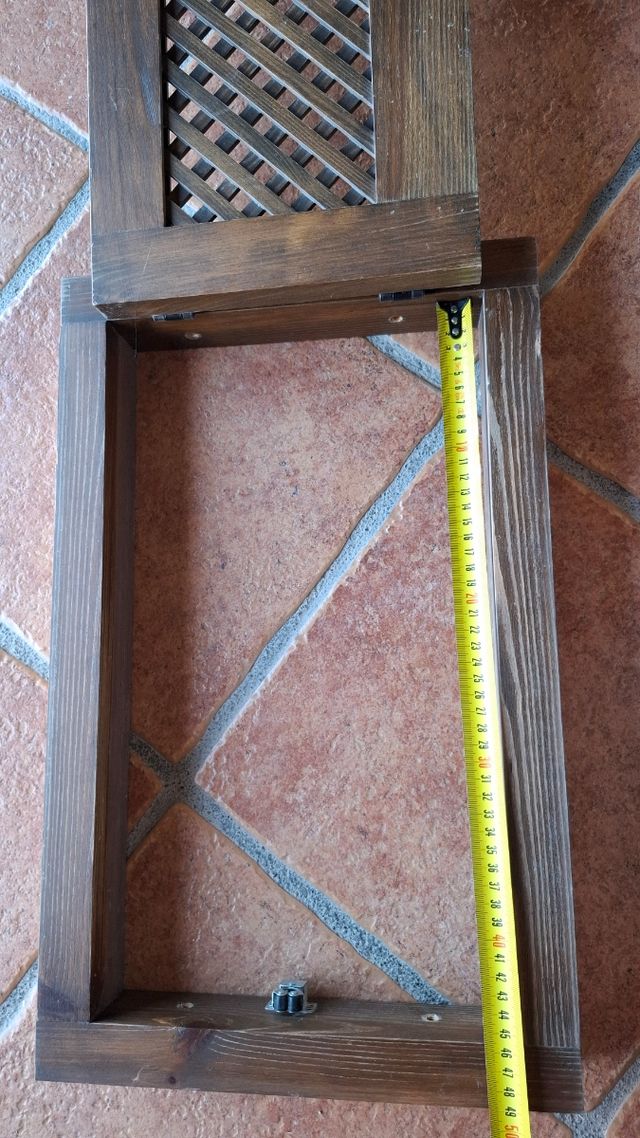 Puerta/trampilla ventilacion de madera