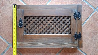 Puerta/trampilla ventilacion de madera