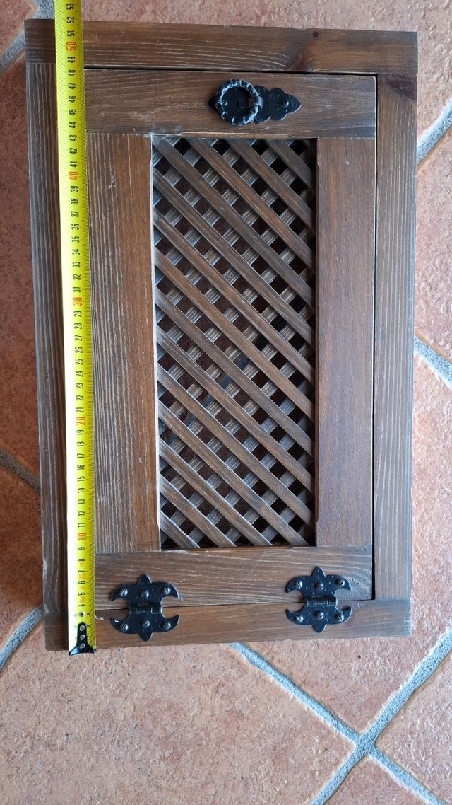 Puerta/trampilla ventilacion de madera