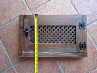 Puerta/trampilla ventilacion de madera