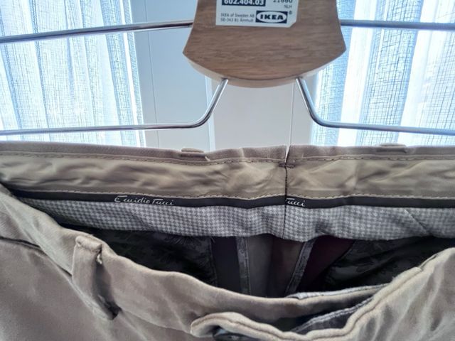 Pantalón chino Emidio Tucci T46