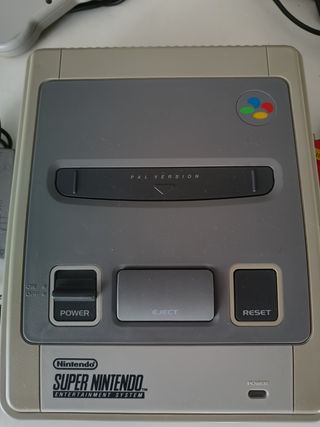 Super Nintendo completa 