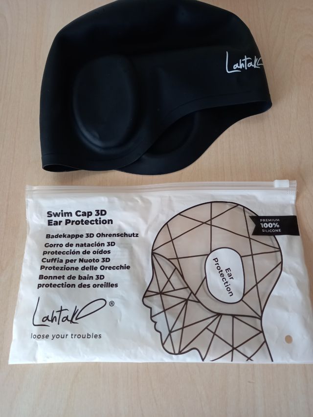 Cuffia da nuoto con protezione per