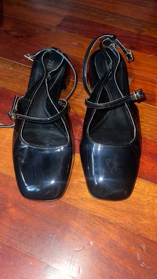 Zapatos destalonados Zara