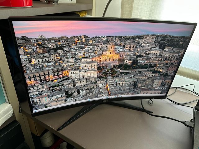 AOC Gaming CQ27G2U/BK 27" LED QuadHD 144Hz FreeSyn