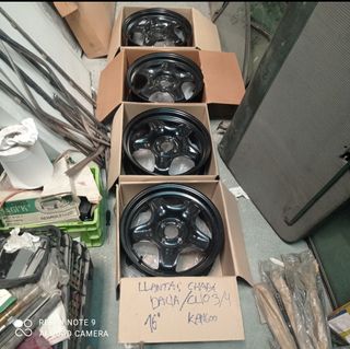 Llantas Renault y ópticas 505