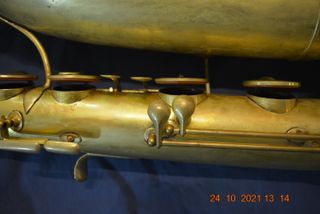 SAXO BARÍTONO ADOLPHE SAX FINALES S.XIX RESTAURADO