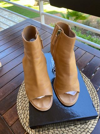 Zapatos de tacon, T.39, Uterque