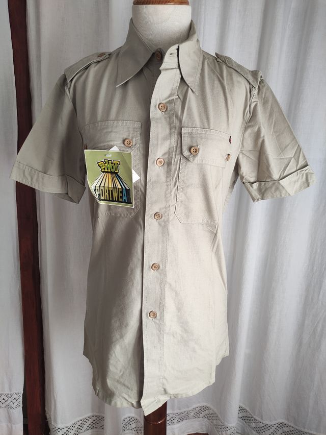 Camisa vintage verde caqui a estrenar 