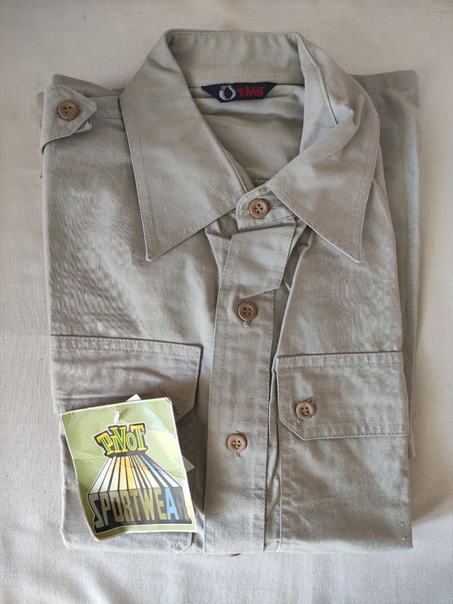 Camisa vintage verde caqui a estrenar 