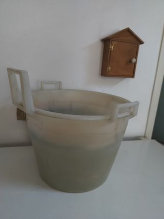 Mastello contenitore per vino  giardino 