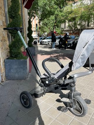 Silla de paseo - triciclo Kinderkraft EASYTWIST