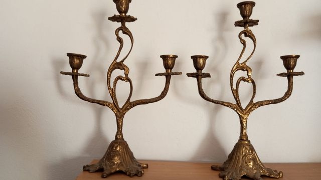 Relojes y candelabros antiguos