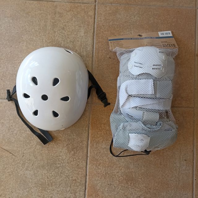 Protectores patines Powerslide y casco patines