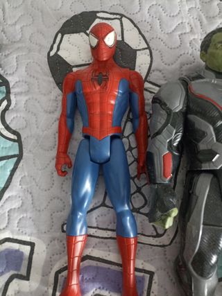 Muñecos vengadores 