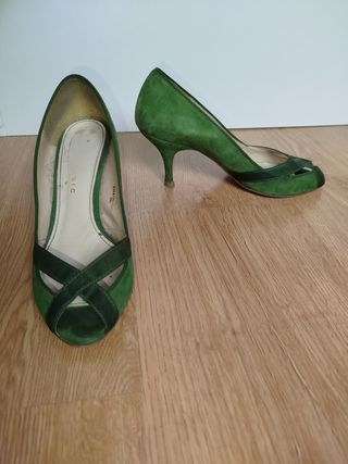 Zapatos ante en verde, de Zara , num 38